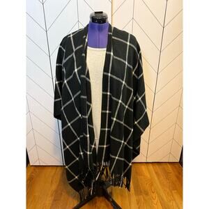 Urban Outfitters Womens One Size Black White Plaid Fringe Kimono Poncho Academia